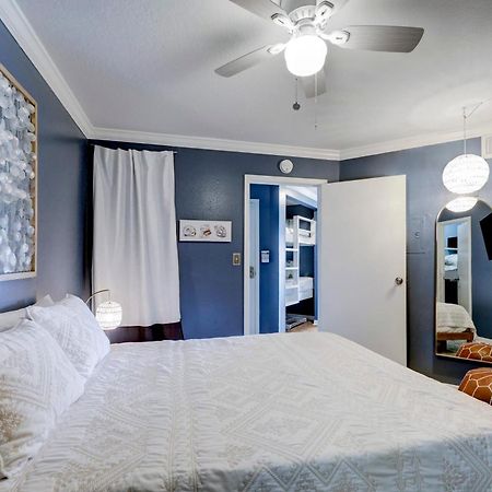 Appartement Beautiful Ocean Views At The Victorian à Galveston Extérieur photo