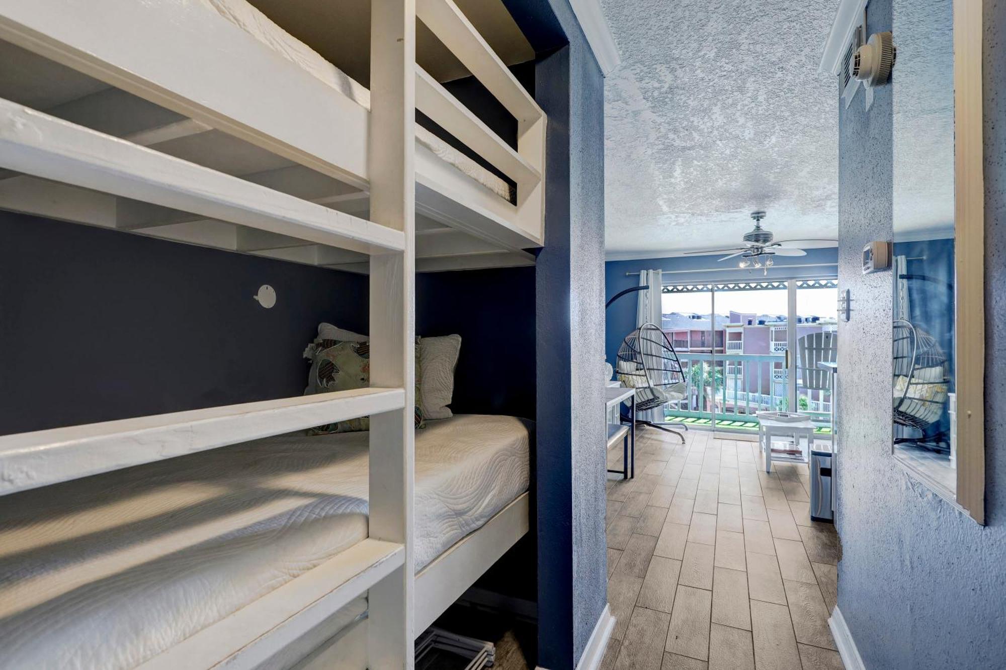 Appartement Beautiful Ocean Views At The Victorian à Galveston Extérieur photo