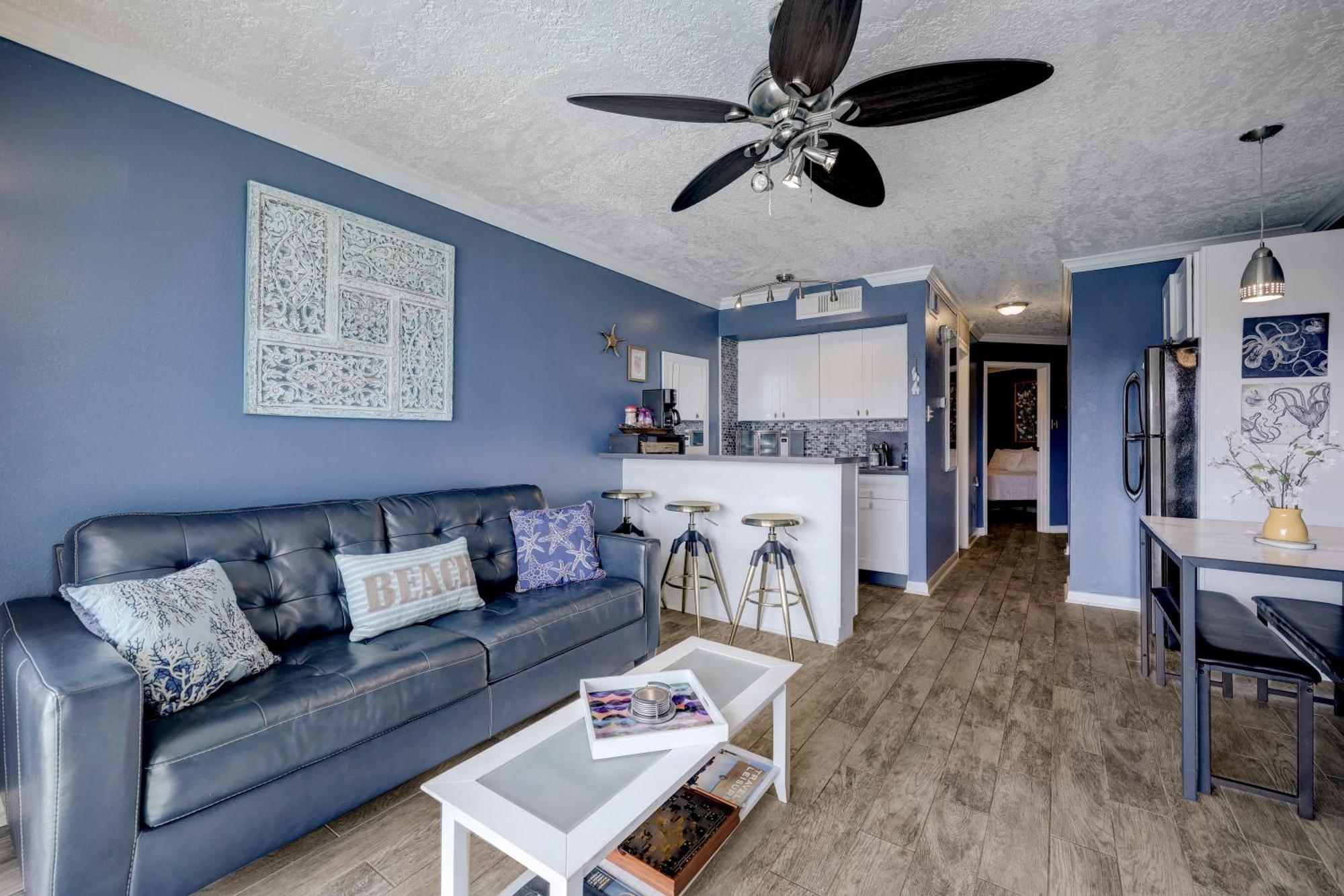 Appartement Beautiful Ocean Views At The Victorian à Galveston Extérieur photo