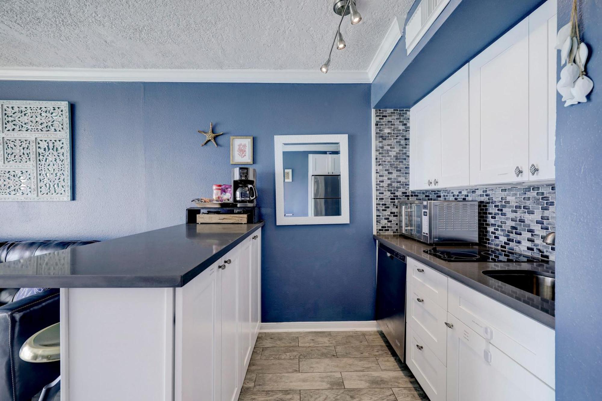 Appartement Beautiful Ocean Views At The Victorian à Galveston Extérieur photo